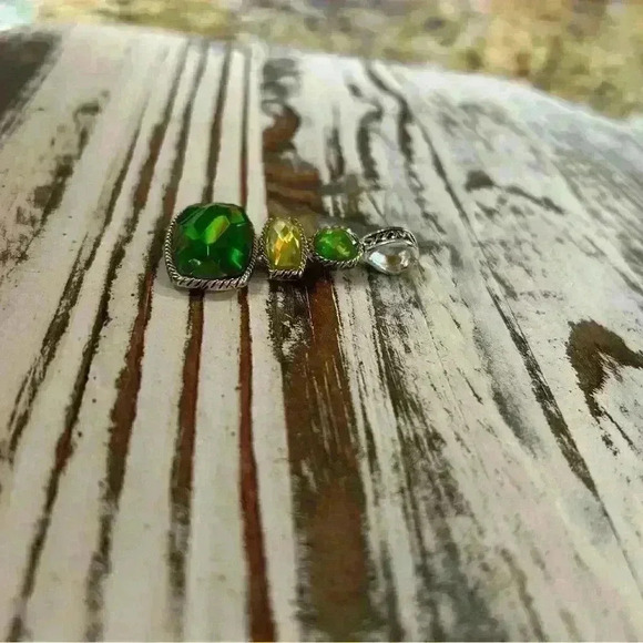 RMN signed Green rhinestone silver-tone Pendant - Picture 2 of 4